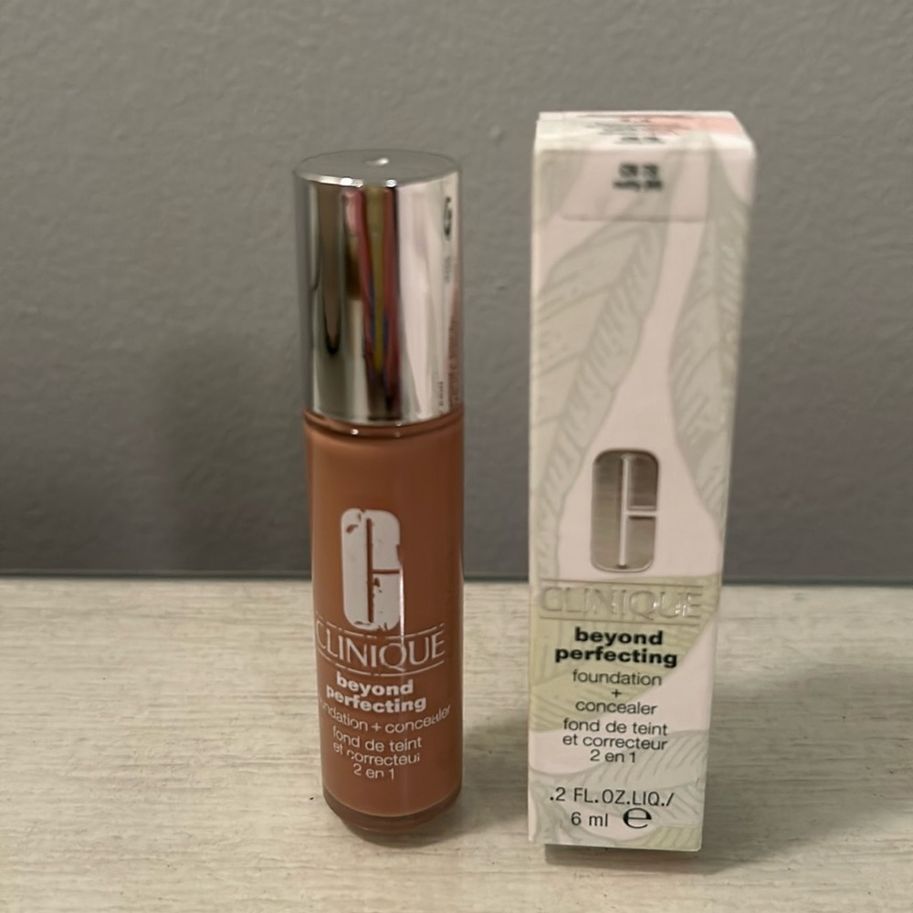 Clinique Beyond Perfecting Foundation + Concealer Nutty